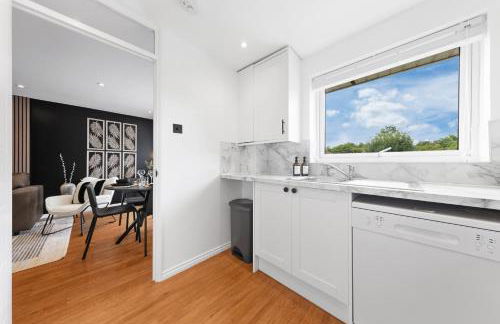 Modern 2BR Apartment Perfect for Remote Work - Foto 14