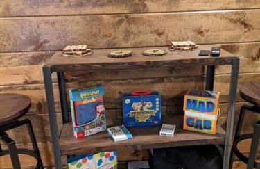 Lofted Pines Fun Family Friendly Cabin - Foto 31