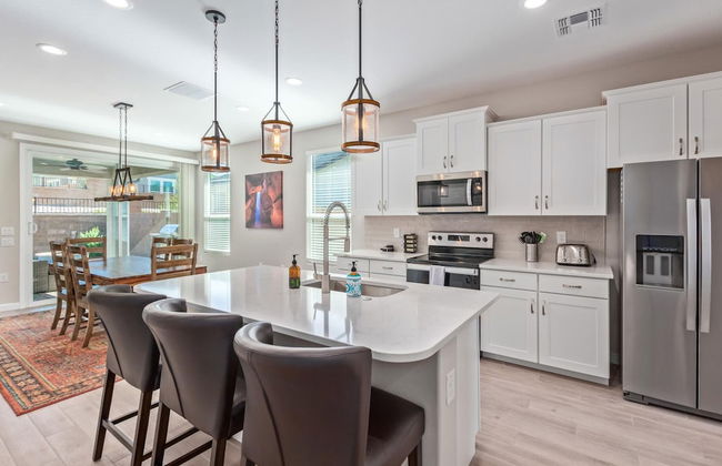 Charming Home in the Desert - Photo 2