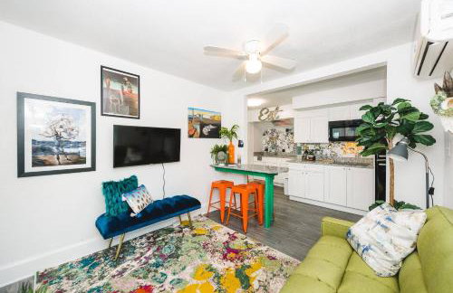 Hello Dali Surreal 2BR Retreat Nr Downtown St Pete - Foto 28