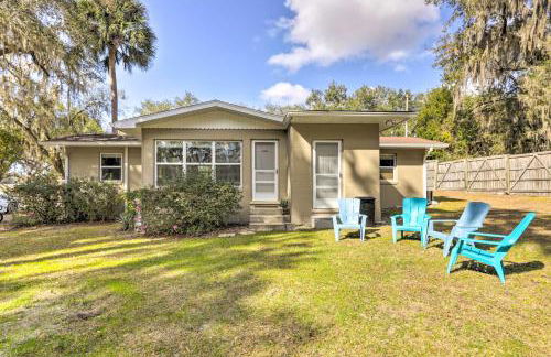 Less Than 1 Mi to Lake Weir Quiet Summerfield Getaway - Foto 1