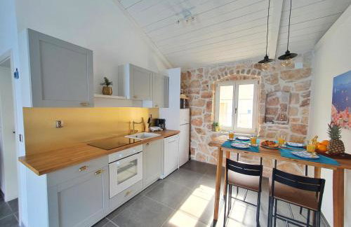 Villa Pearl of Kali, island Ugljan - first row to the sea - Foto 29