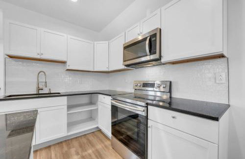 Detroit 3BR in Mexicantown | Sleeps 7 + WiFi - Foto 17