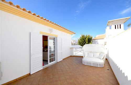 magnifique et spacieuse villa avec piscine privative - Foto 18