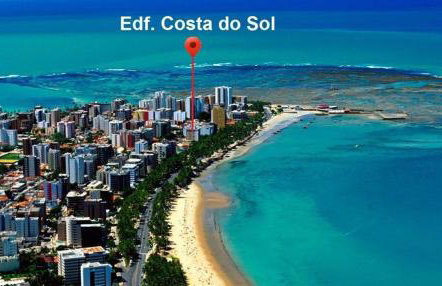 Edf á beira mar de Ponta Verde- Apt com 02 quartos vista lateral mar - melhor localização na Orla de Maceió - Foto 2