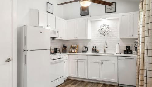 The Orange Door - Unit B - Travis Heights Duplex - Foto 4