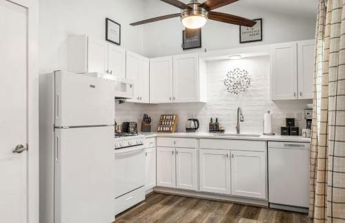 The Orange Door - Unit B - Travis Heights Duplex - Foto 4