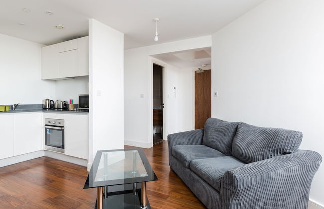 Birmingham Serviced Apartments Hagley Rd - Photo 11