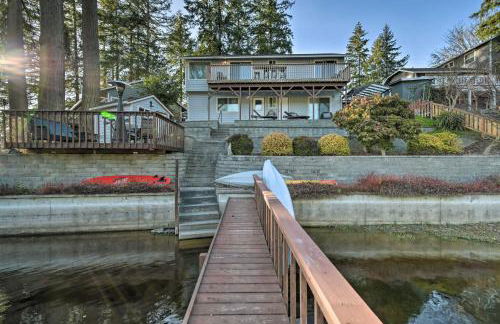The Peacock House - Waterfront Home with Hot Tub! - Foto 14