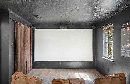 The Pines I Sleeps 12 I Private Pool I Patio & BBQ - Foto 45