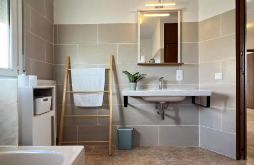 Casa en Costa Brava: Barbacoa, Wifi, Gran Jardín, Cerca Playa, Parking - ES-89-116 - Foto 28