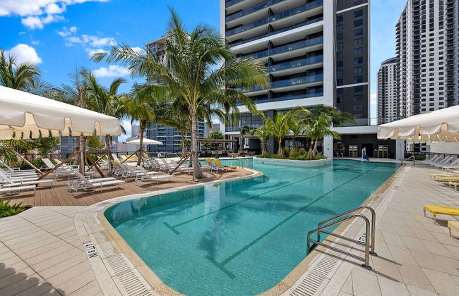 Ultimate Elegance Studio with Panoramic City Views - Foto 51