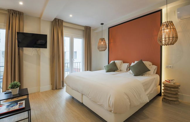 Apartamentos Magna Sevilla - Photo 6