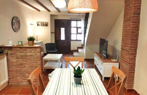 Masía de San Juan Casas número 3 y 5, con piscina, aire acondicionado y vistas a la montaña - Photo 23