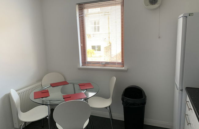 Aberdeen Serviced Apartments - Bloomfield - Photo 15