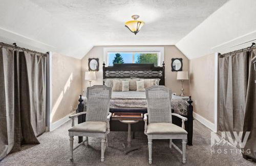 Cozy Farmhouse w Treehouse Fire Pit 1 Mile to Beach Close to Skiing Adventures 1226 - Foto 31