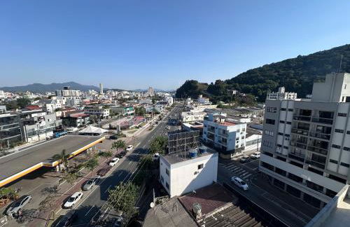 Arthi - Lindo Apto Central com Garagem - Foto 46