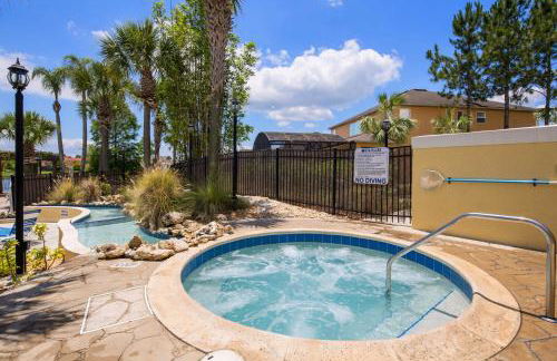 Walkin' on Sunshine - 5 bed pool home in Terra Verde Resort near Disney - Foto 3