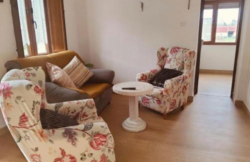 Apartamento en casa rural con amplio jardín a 5 min de la playa Situación inmejorable - Foto 3