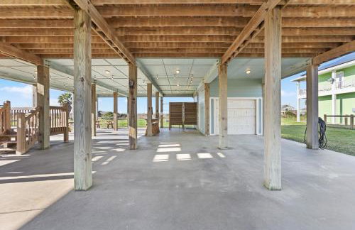 Sand Dollar Beachside 3BR Retreat, Ocean Views, Firepit & Pet Friendly - Foto 44