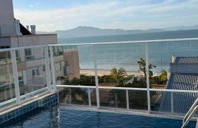 Luxo e exclusividade - Apartamento a 30m da praia da Cachoeira Floripa - Foto 1