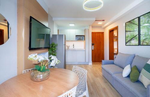 Acomodações completas em prédio com piscina e academia no Centro de Florianópolis - LINs - Photo 2