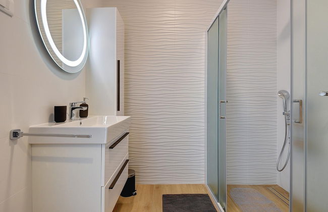 Apartment in Croatia Near Adriatic Coast - Photo 27