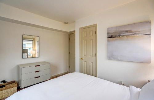 30 Day Minimum - Entire House - Washer & Dryer and AC - Foto 17