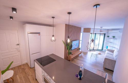 Apartasuites Royal Zahara, Máximo confort con vistas al mar - Photo 32