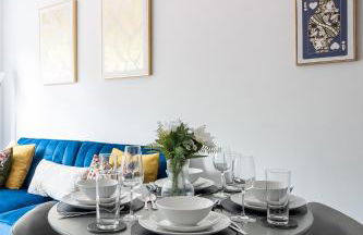 Spacious 2 Bed Flat Sleeps 4 - Foto 4