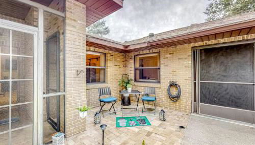 Charming Lakefront Home Hot Tub - Photo 5