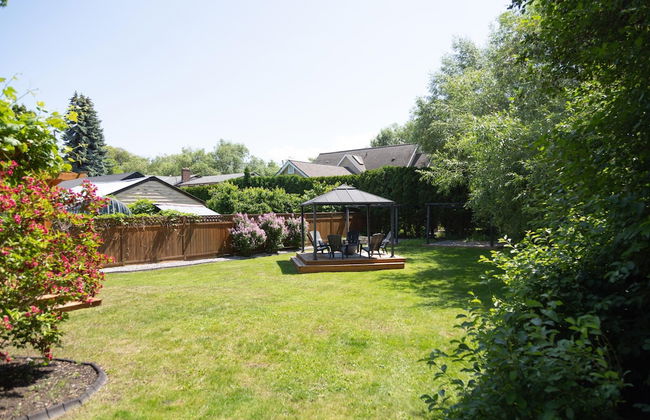 Dt Hot Tub Sauna Huge Yard - Photo 57