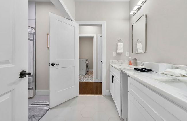 Twin Homes - 8 Bedroom Retreat In Central ATL - Foto 48