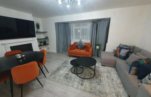 Bright Modern & Spacious 2-Bedroom Apartment - Opposite Penge East Station - 15 mins to Central London! - Foto 20