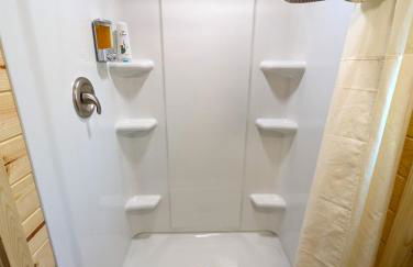 Yellowstone's Treasure Cabins - Foto 130