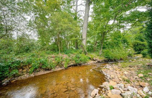 15 Mi to Penn State Hideaway with Fire Pit! - Foto 3