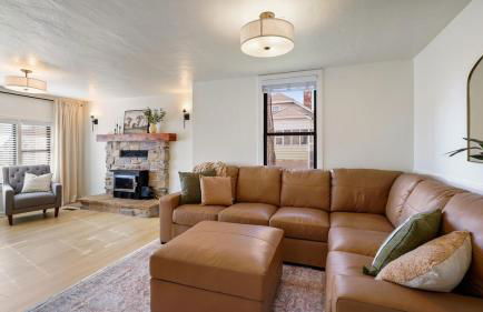 Family-Friendly 4BR Provo Home Near Provo Airport - Foto 4