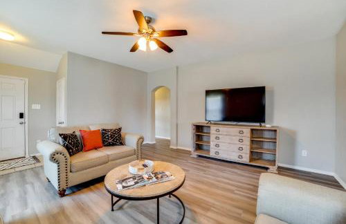 Quiet Suburban Home with Private Yard in Seagoville! - Foto 9