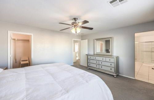 Spacious 5BR Modern Luxury Villa in Vegas - Foto 3