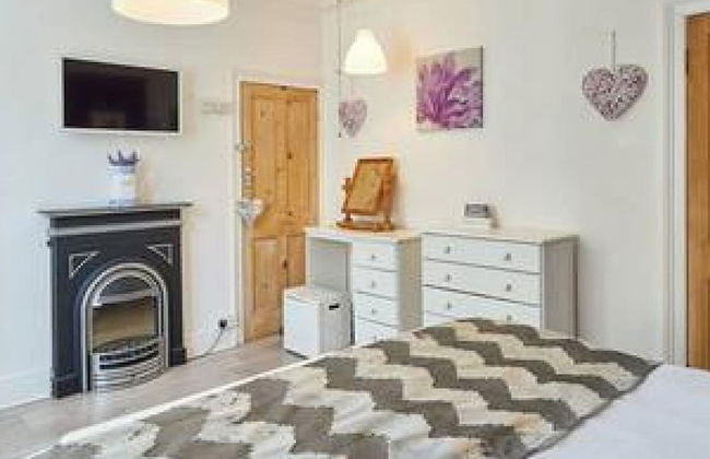 George House in Whitby - Photo 18