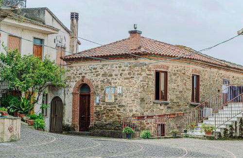 Mary's House - Photo 17