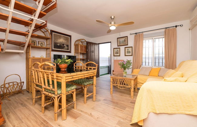 El Paseo Del Faro in Chipiona - Foto 5