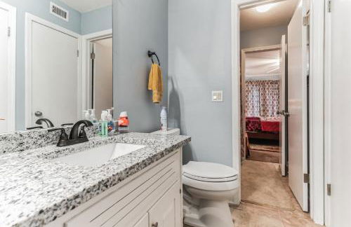 Centrally Located 4BR Stonecrest Condo condo - Foto 22