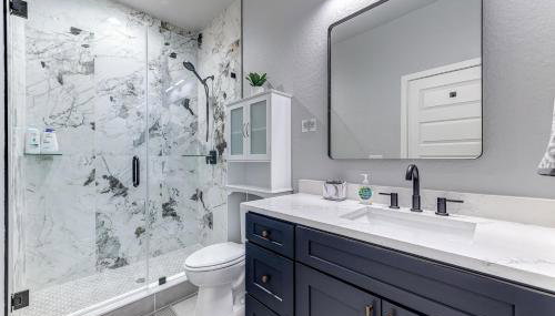 4 Bedroom House West Tampa Sleeps 12 Private Backyard Near Midtown and Downtown Pet Friendly - Foto 2