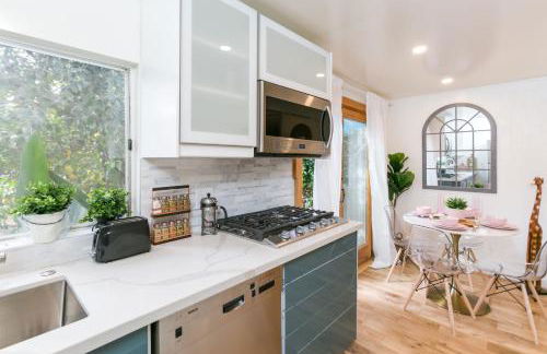 Charming 1-Bedroom Home near Downtown Culver - Photo 32