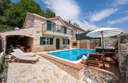 Villa Old House I Hot tub and pool, near Imotski - Foto 2