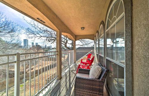 Upscale Home with Views and Game Room! - Foto 27