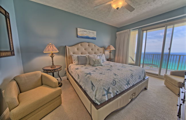 Relaxing Beachfront Condo with Beach Access - Unit 1603 by RedAwning - Foto 9