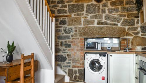 Dalton Cottage - Photo 5