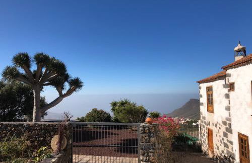 Historic Canarian House, Private Heated Infinity Pool, BBQ, WIFI + Panoramic Ocean Views - Foto 20